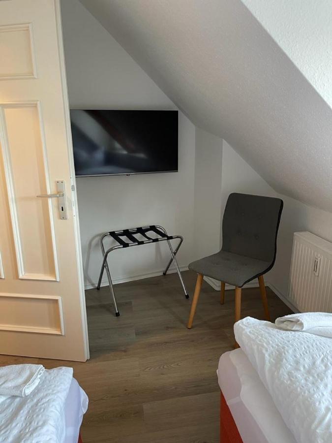 H&H Apartment Im Herzen Von Greifswald Zentral In Der Langen Reihe Exterior photo