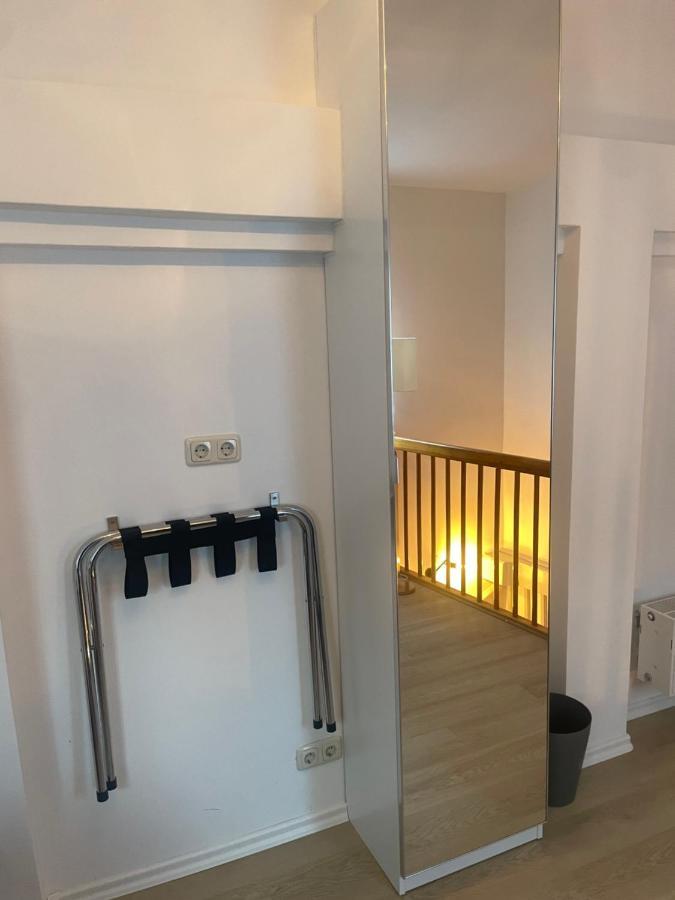 H&H Apartment Im Herzen Von Greifswald Zentral In Der Langen Reihe Exterior photo